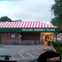 Foto scattata a Village Market Place Inc da NEGRiTOo.... il 7/20/2012