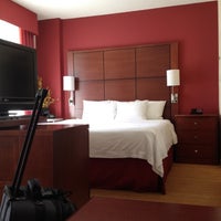 Das Foto wurde bei Residence Inn by Marriott National Harbor Washington, DC Area von Karen H. am 6/17/2012 aufgenommen