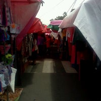 Photo taken at Tianguis Jueves by Clemente Moises F. on 6/28/2012