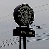 Photo taken at Starbucks by Petie H. on 8/20/2012