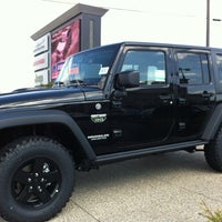 รูปภาพถ่ายที่ Parkway Chrysler Dodge Jeep Ram โดย gail g. เมื่อ 3/28/2012