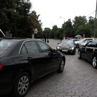Photo taken at Парковка перед Коломенским парком by Катэ V. on 8/18/2012