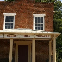 6/13/2012 tarihinde Lulú D.ziyaretçi tarafından Swift Creek Mill Theatre'de çekilen fotoğraf