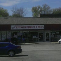 Photo taken at Bills Riverview Market and Meats by Mathew K. on 3/27/2012