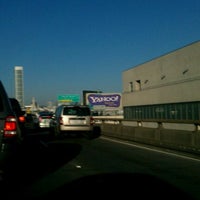 Photo taken at Yahoo! Sign by kumi m. on 11/1/2011