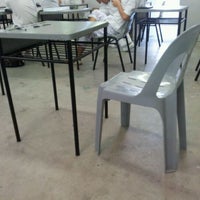 Photo taken at Fuhua Secondary School by Jac O. on 5/8/2012