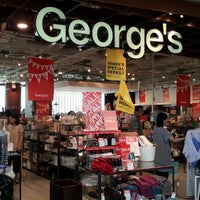 Photo taken at GEORGE&amp;#39;S by yasuzoh on 6/24/2012
