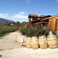 Photo taken at Parsonage Winery Tasting Room by J H. on 10/24/2011