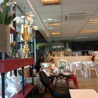 Photo taken at Egg3 Cafe by Moonberry on 6/10/2012