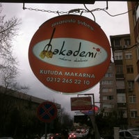 Photo taken at Makademi Hisarustu - Kutuda Makarna by Tarık A. on 4/10/2012