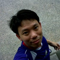 Photo taken at สนามวอลเล่ย์บอล สะพานพระราม 8 (Volleyball Court, Rama XIII Bridge) by alitle m. on 10/14/2011