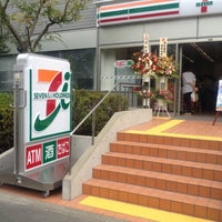 Photo taken at 7-Eleven by Tadashi O. on 8/29/2012