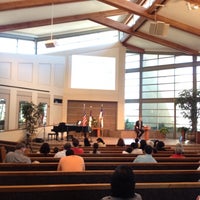 Снимок сделан в Tierrasanta Seventh-day Adventist Church пользователем Peter H. 4/21/2012