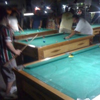 1/22/2011 tarihinde miler s.ziyaretçi tarafından Pit Stop Snooker Bar'de çekilen fotoğraf