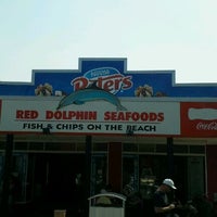 Photo taken at Red Dolphin Seafood by Kris O. on 9/18/2011