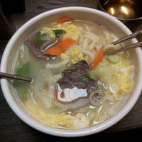 Photo taken at 韓国家庭料理 チェゴヤ 五反田本店 by むった on 1/14/2012