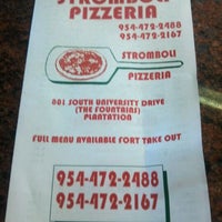 11/17/2011 tarihinde Jeff Z.ziyaretçi tarafından Stromboli Pizza'de çekilen fotoğraf