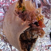 Photo taken at pureburrito by ACHTUNG FUSSBALL™ on 8/25/2011
