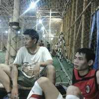 Photo taken at Magnet Futsal by Roy revolt J. on 9/21/2011