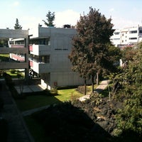 Photo taken at UNAM Facultad de Química. Edificios D y E by Bea F. on 1/16/2012