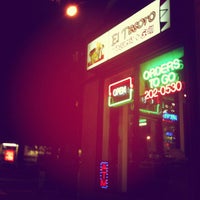 Photo taken at El Tesoro Taqueria &amp;amp; Grill by 🅰ⓐⓡⓞⓝ ⓒ. on 11/28/2011