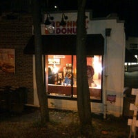 Photo taken at Dunkin&amp;#39; by Amente W. on 11/17/2011