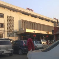 Ahmedabad Railway Station - Ahmedabad, Gujarāt