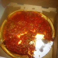 Das Foto wurde bei PizzaPapalis of Rivertown von Mike M. am 6/20/2012 aufgenommen
