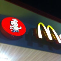 Photo taken at McDonald&amp;#39;s by C.C. C. on 7/19/2012