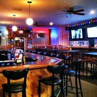 12/20/2011 tarihinde Michael R.ziyaretçi tarafından Rookies Sports Bar &amp;amp; Grill'de çekilen fotoğraf