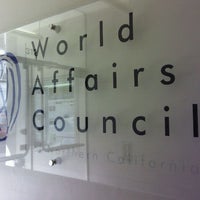 รูปภาพถ่ายที่ World Affairs Council โดย Shaun T. เมื่อ 9/28/2011