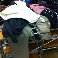Photo taken at Old Navy by Niccolo M. on 11/25/2011