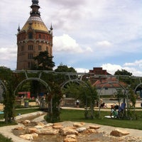 Foto tirada no(a) Wasserspielplatz Wasserturm por nikita w. em 7/18/2012