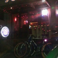 Foto tirada no(a) Joy Bar &amp;amp; Café por Tyler B. em 2/7/2012