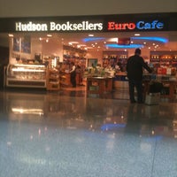 Review Euro Cafe and Hudson Booksellers SFO Intl Term