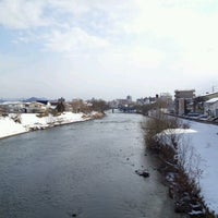 Photo taken at 館坂橋 by 9DROPS on 2/5/2012