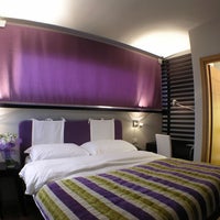 Foto diambil di B&amp;amp;B Trevi Hotel oleh Victoria G. pada 9/6/2012