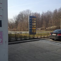 Photo taken at Shell by Daniel S. on 3/17/2012
