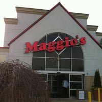 3/16/2012 tarihinde Teddy W.ziyaretçi tarafından Maggios Restaurant, Bar &amp;amp; Ballroom'de çekilen fotoğraf