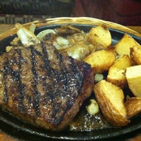 Photo taken at Applebee&amp;#39;s Grill + Bar by Ness A. on 7/19/2012