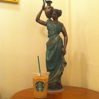 Photo taken at Starbucks by Olaein E. on 3/18/2012