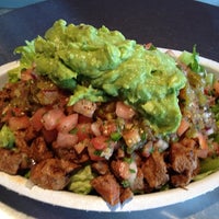 Photo taken at Chipotle Mexican Grill by Ramzi A. on 6/30/2012
