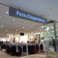 Photo taken at Peek &amp;amp; Cloppenburg by 狮 李. on 9/1/2012