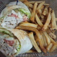 Das Foto wurde bei Athens Cafe von Allah A. am 8/22/2012 aufgenommen