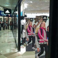 Photo taken at Магазин adidas by Ferreira on 8/29/2012