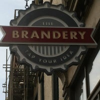 Foto scattata a The Brandery da Carlo A. il 3/19/2012