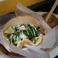 3/20/2012 tarihinde Michael-Zeroziyaretçi tarafından Brooklyn Taco Company'de çekilen fotoğraf