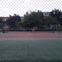Photo taken at Kilburn Grange Park Tennis Courts by Ed B. on 8/23/2012