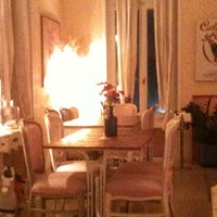 รูปภาพถ่ายที่ Casa Restaurant &amp;amp; Cocktail Bar โดย Aliki P. เมื่อ 2/8/2012