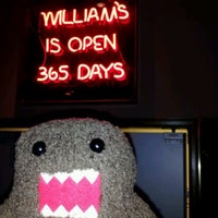 12/4/2011 tarihinde Drew B.ziyaretçi tarafından Williams Uptown Pub &amp;amp; Peanut Bar'de çekilen fotoğraf